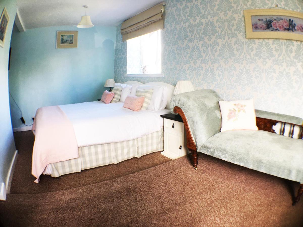 Hillside Bed And Breakfast 크레디톤 외부 사진